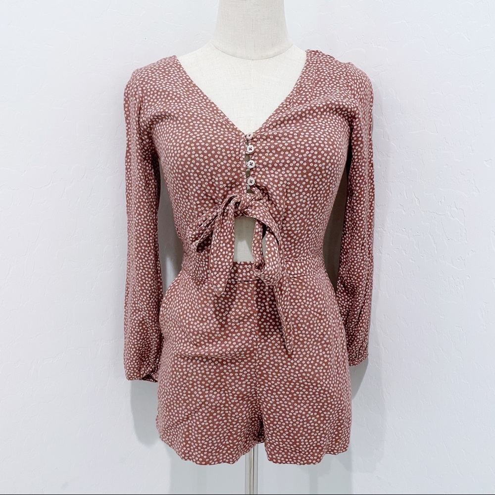 Abercrombie & Fitch Long Sleeve Flower Front Button Tie Maroon Romper XXS